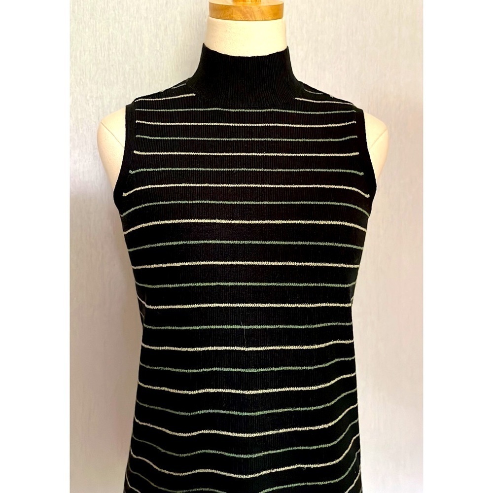 Vintage 80’s Linden Hill fine gauge knit stretch sleeveless striped top sweater - Picture 2 of 6
